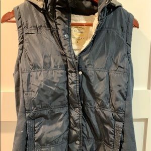 Hooded Sherpa Lined Vest